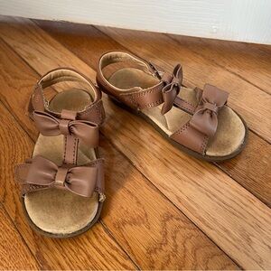 Stride Rite Brown Leather Kids Sandals with Bows
